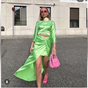 Last 🔥Zara set satin effect skirt and tied top
